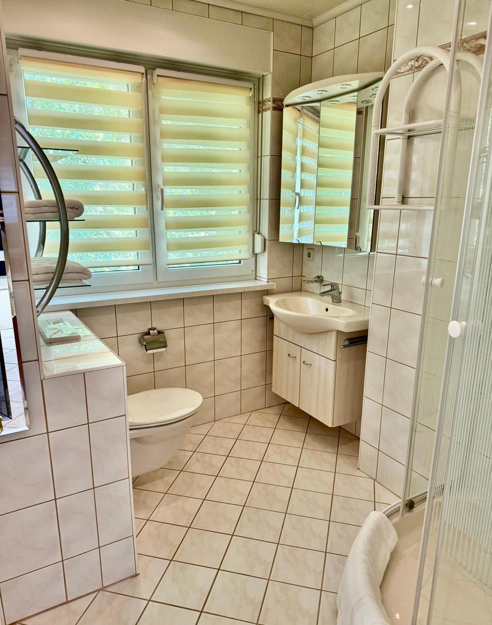 Berlin Apartment - Naturnah & Startklar Eichwalde Esterno foto